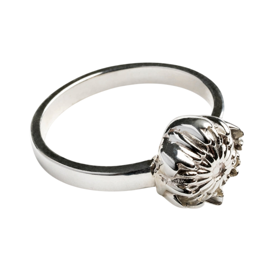 DAHLIA BUTTON RING