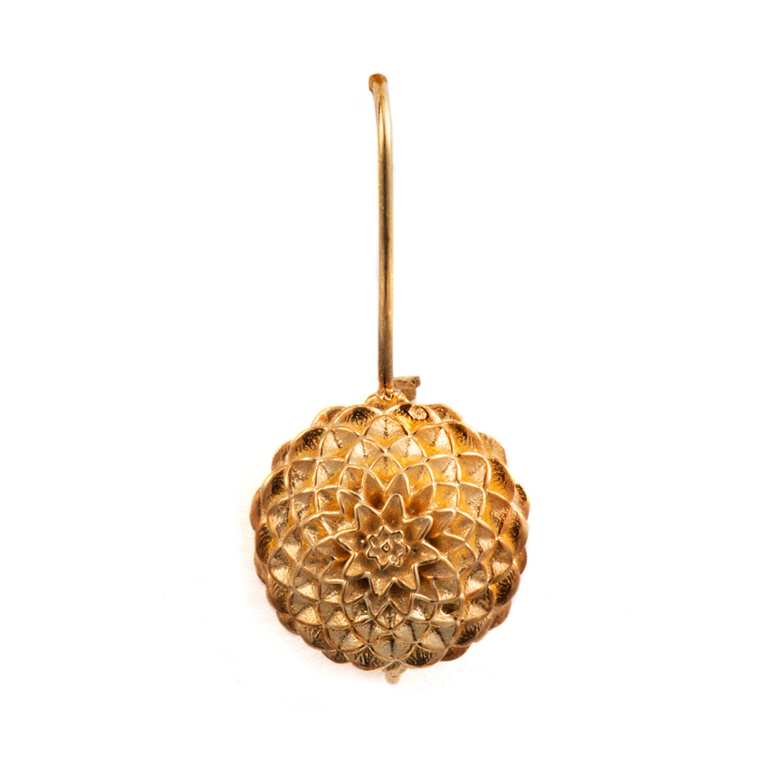 BLOOMING DAHLIA EARRINGS WITH GOLD PLATING