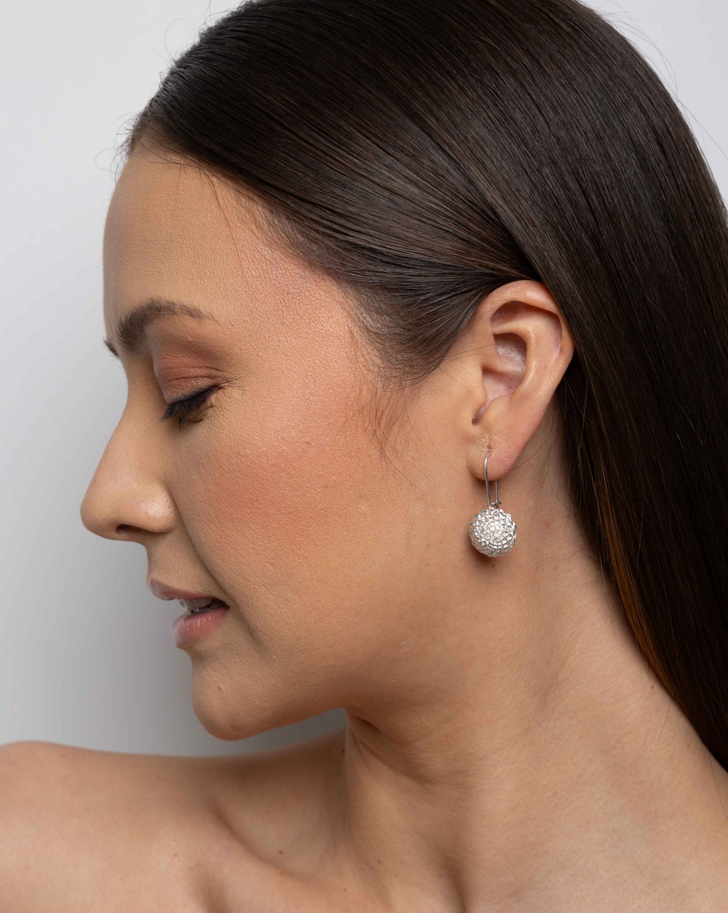DAHLIA BLOOMING SILVER EARRINGS