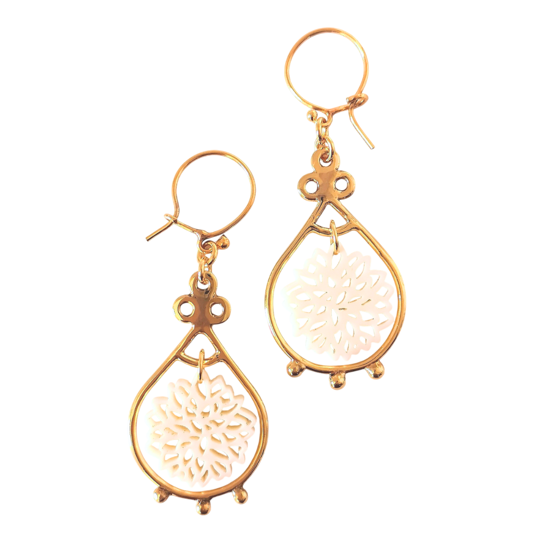 IVORY DROP EARRINGS