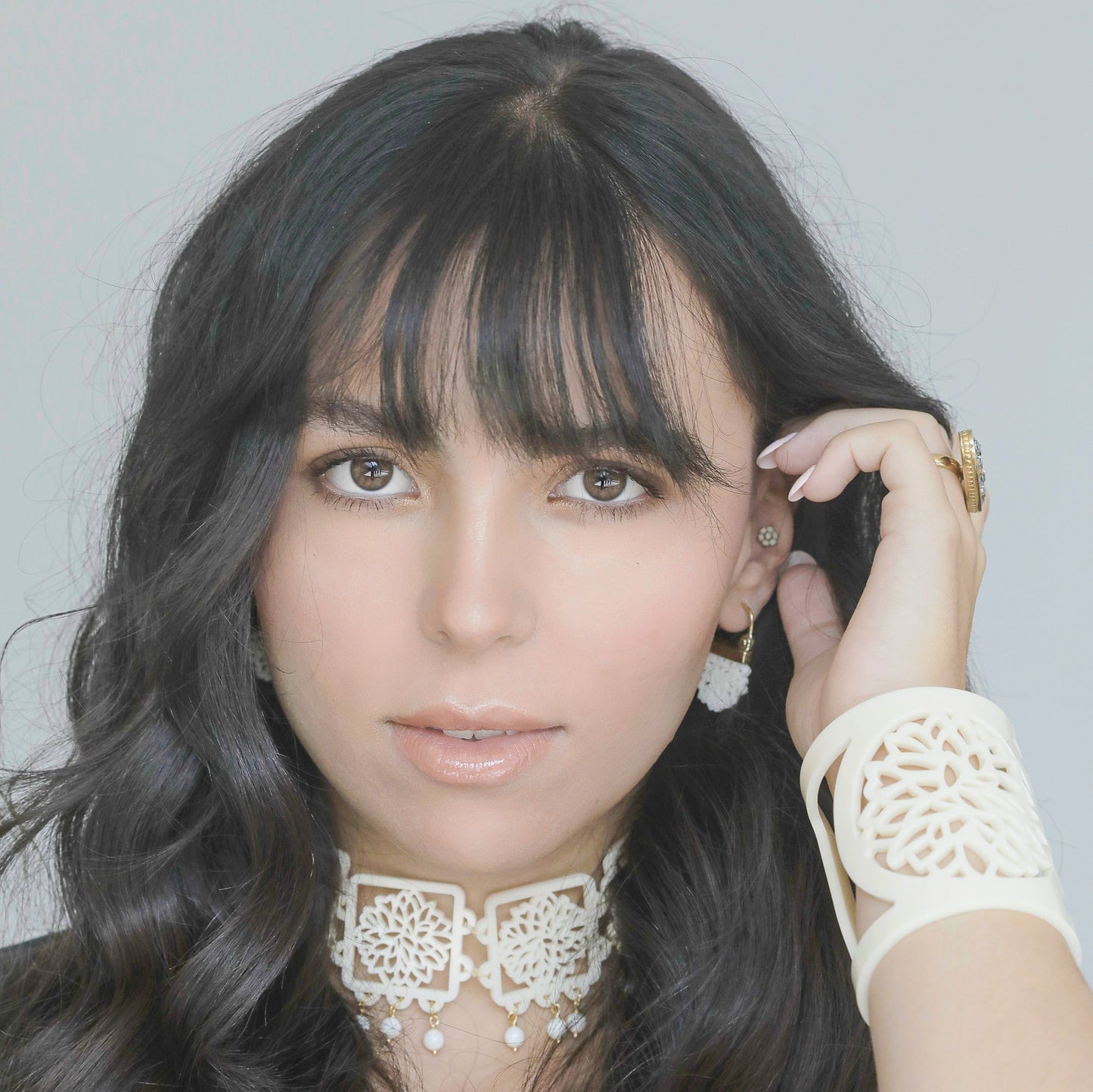 HALF DALIA EARRINGS FOR GIRLS IVORY