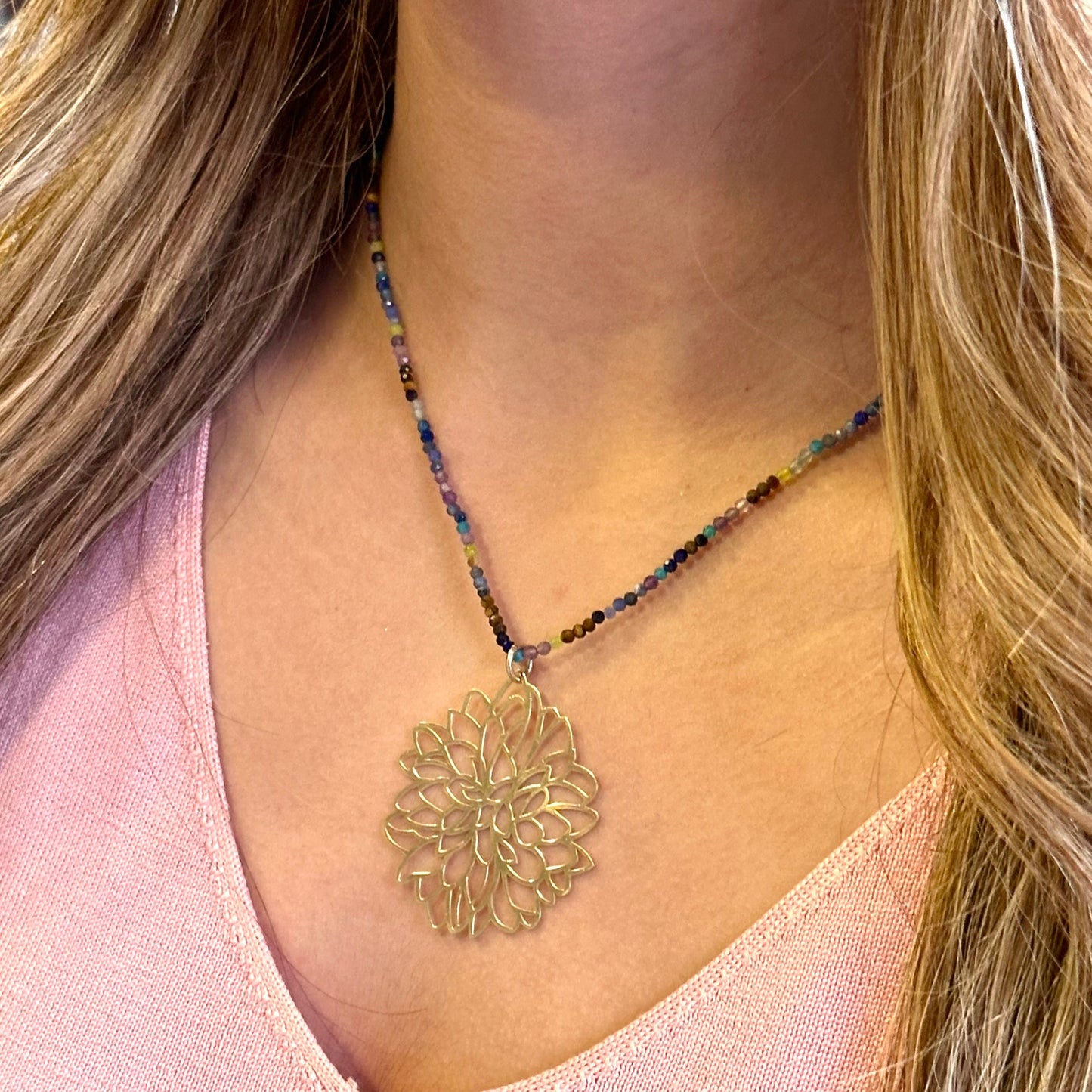 LARGE GOLD PLATED DALIA PENDANT WITH NATURAL BEADS