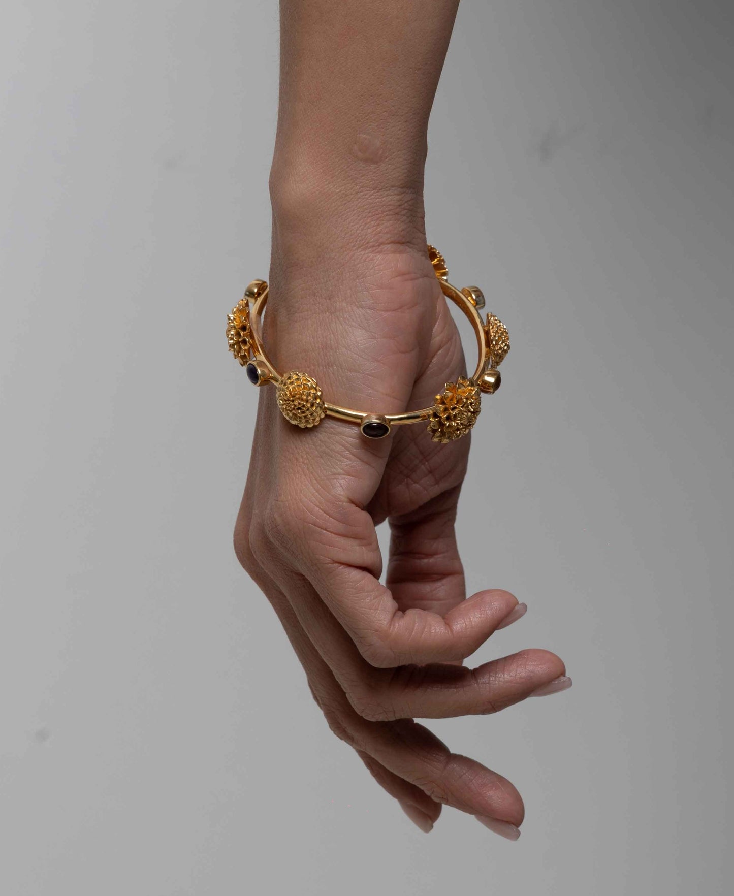 PULSERA JARDÍN DE DALIAS