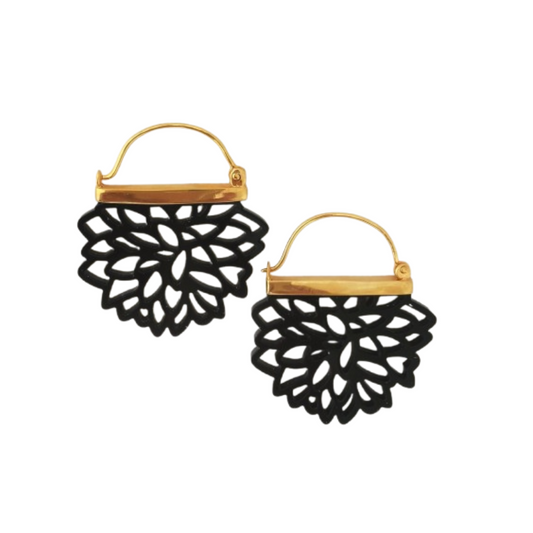 MEDIUM BLACK HALF DALIA EARRINGS